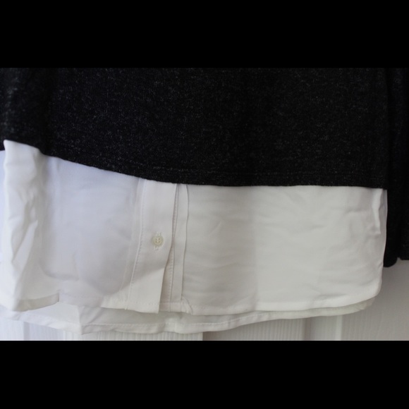 Vera Wang | Charcoal Gray Bell Sleeve Sweater - Picture 3 of 6